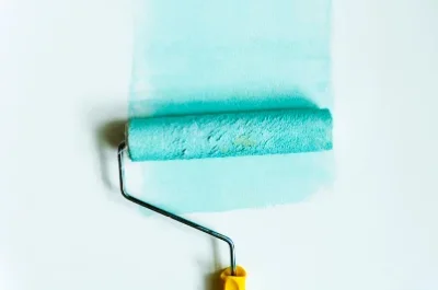 Peinture intérieure à Saint-Gilles — murs, plafonds et boiseries